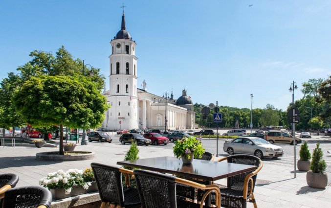 Terras van Hotel Amberton Cathedral Square Vilnius