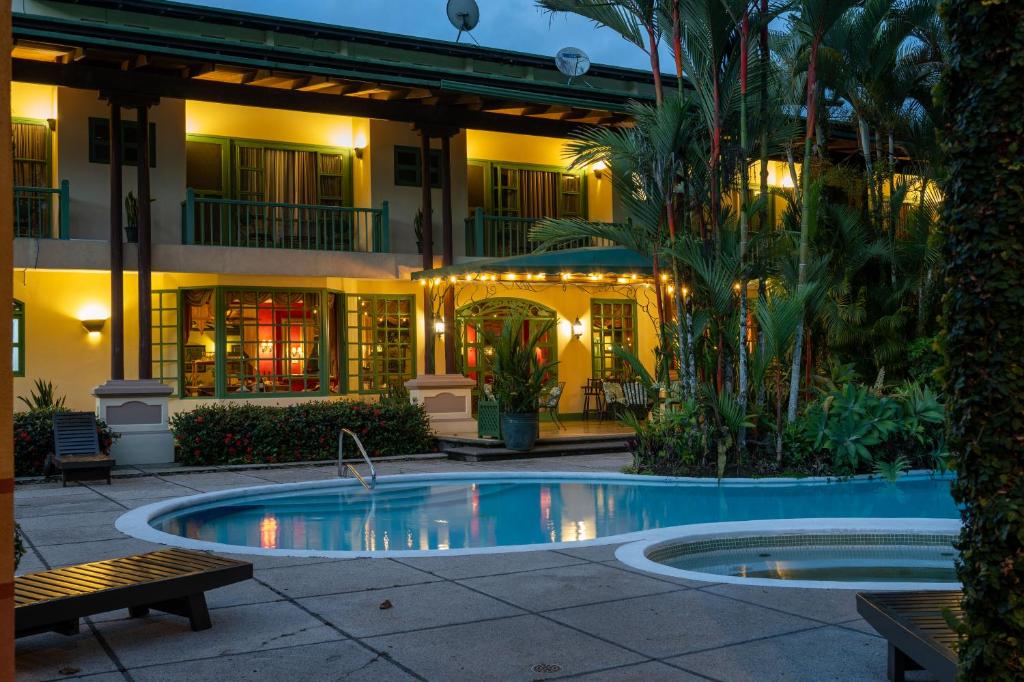 Zwembad Hotel Casa Turire