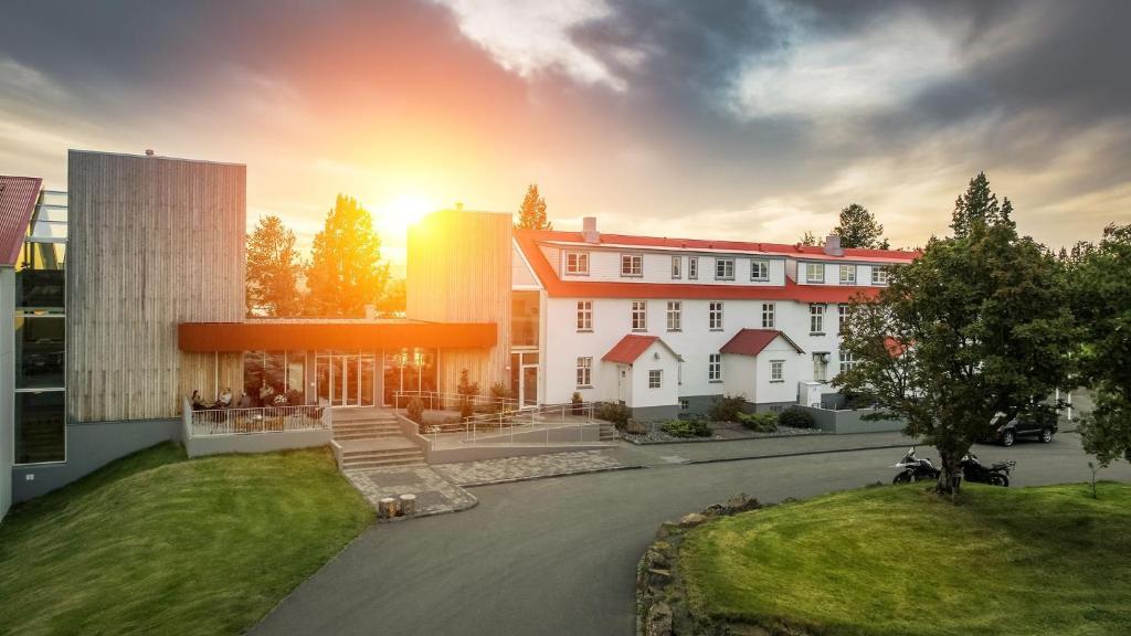 Hotel aan het meer Lagarflj&oacute;t