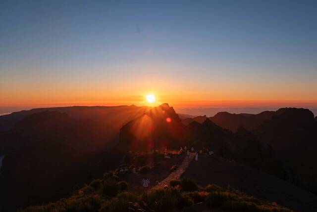 Zonsondergang boven Madeira