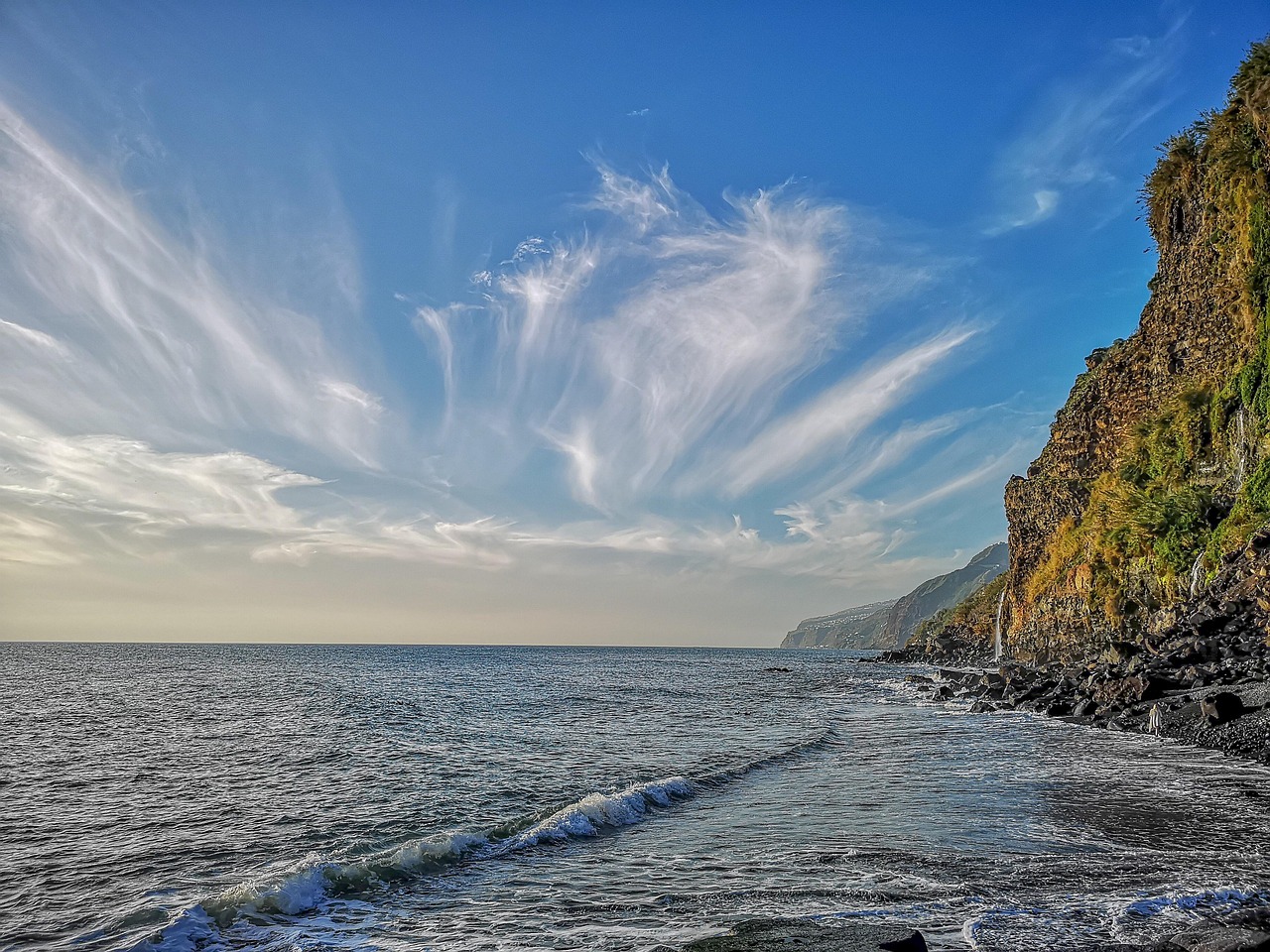 Panorama over de westkust