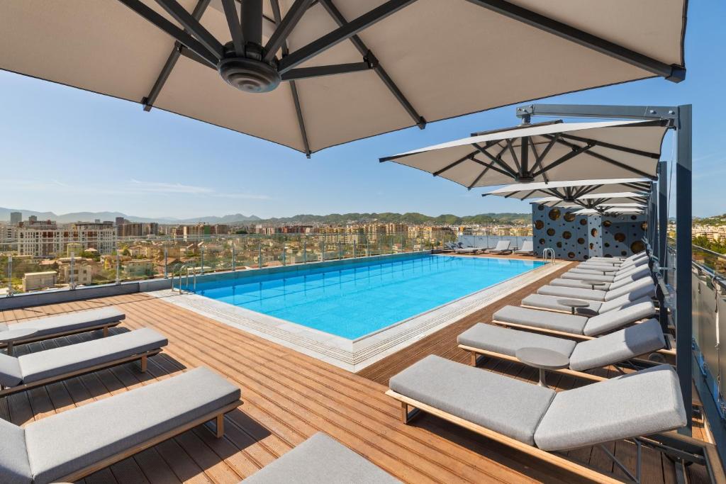 Zwembad Mercure Tirana
