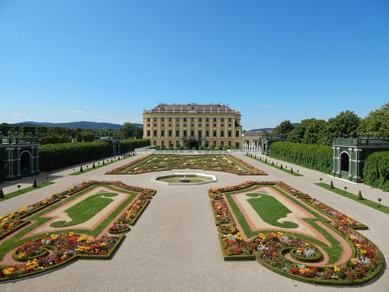 Sch&ouml;nbrunn