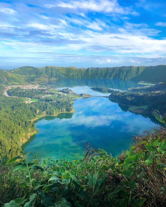 Tweekleurige meren van Sete Cidades