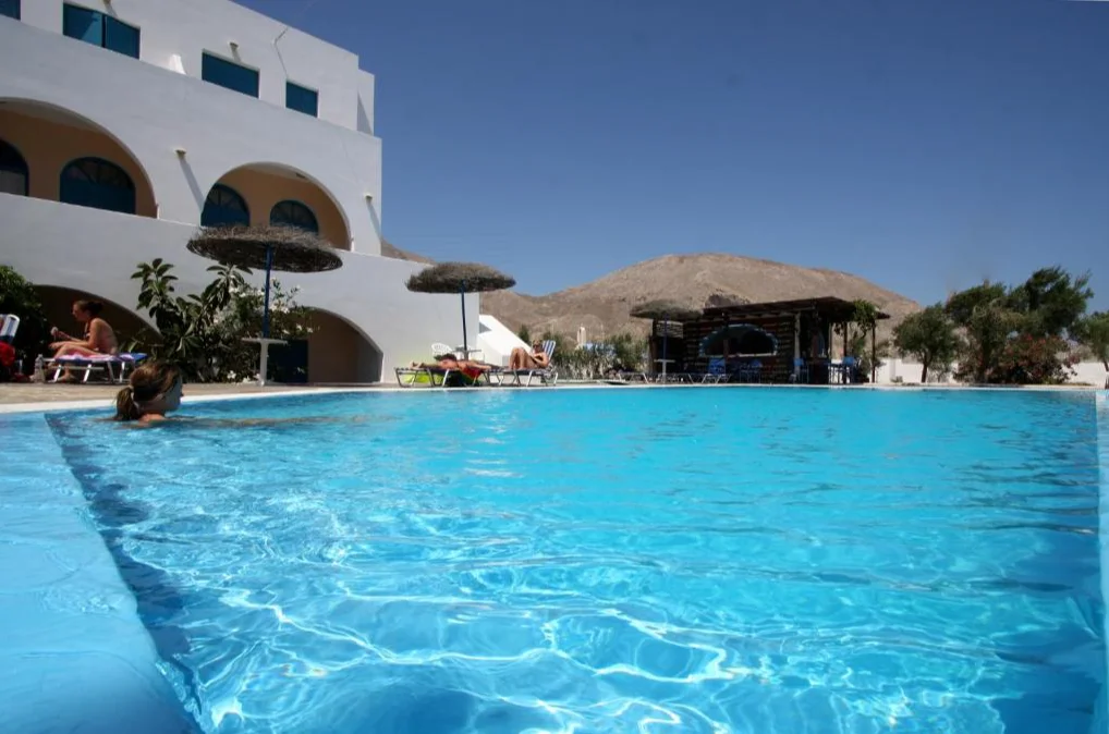 Hotel Petra Nera zwembad 