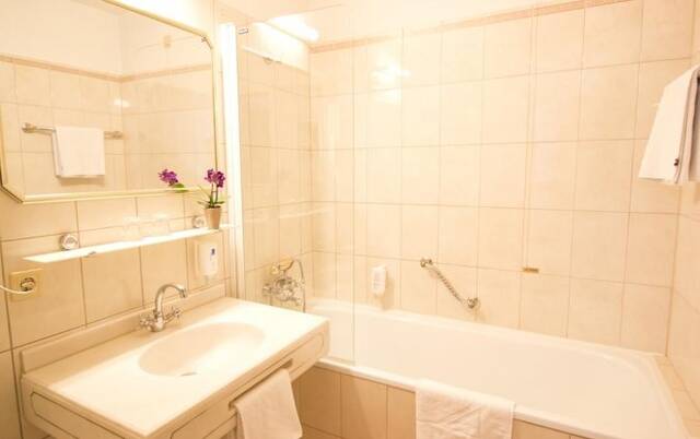 Badkamer van Cordial Theaterhotel Wien in Wenen