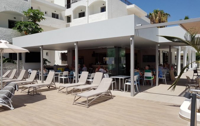 Zonneterras van Hotel Imperial op Kos