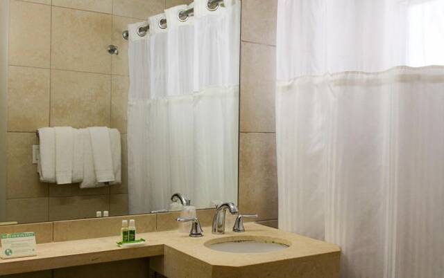 Badkamer van collins hotel