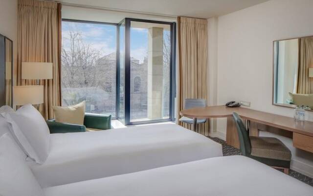 Slaapkamer van hotel Hilton Kilmainham in Dublin