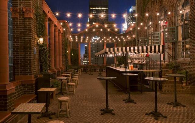 rooftop bar hotel pod new york