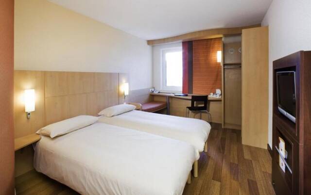 Twinroom Ibis Bristol