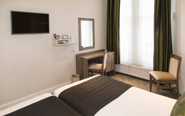 Tweepersoonskamer van Hotel Kensington Gardens in Londen