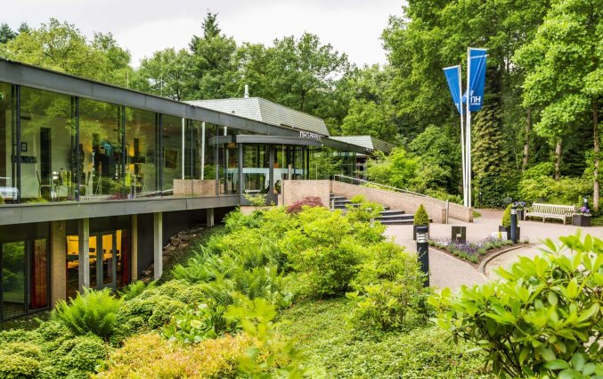 Gebouw van Hotel NH Veluwe Sparrenhorst op de Veluwe