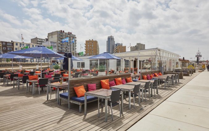 Beachclub van Hotel Carlton Beach Scheveningen aan de Nederlandse Kust