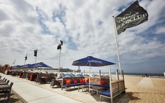 Beachclub van Hotel Carlton Beach Scheveningen aan de Nederlandse Kust