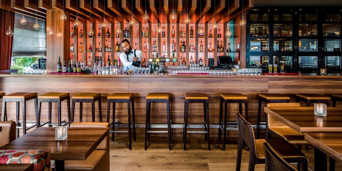 Bar van Hotel holidayinn eindhoven