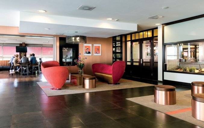lobby van Hotel holidayinn eindhoven