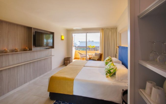 Tweepersoonskamer van Corallium Dunamar by Lopesan op Gran Canaria