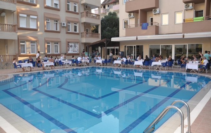 Zwembad van Hotel Helios in Side
