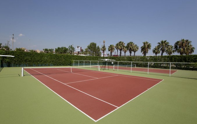 Tennisbaan van Hotel Fun en Sun Euphoria Palm Beach in Side