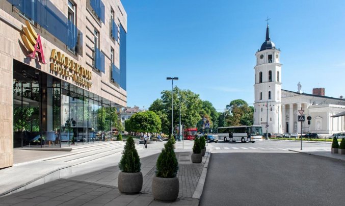 Buitenaanzicht van Hotel Amberton Cathedral Square Vilnius
