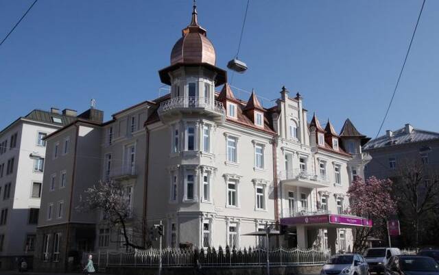 Gebouw van Hotel Villa Carlton Salzburg 