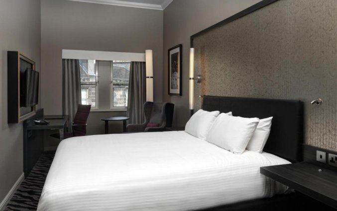 Double Double Tree By Hilton Edinburgh City Centre