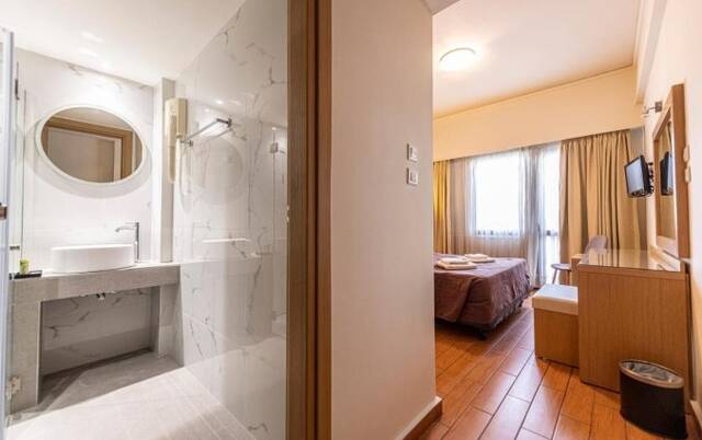 Kamer parnon Athene