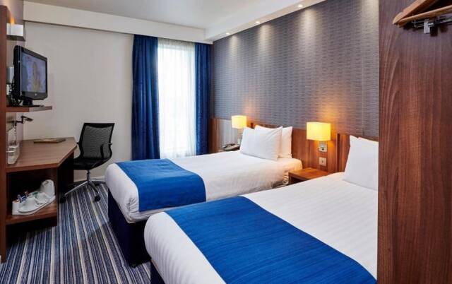 Tweepersoonskamer van hotel Holiday Inn Express Manchester City Men Arena