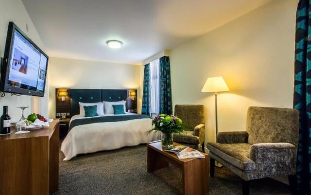 Suite Hotel Holiday Inn Kensington High Street