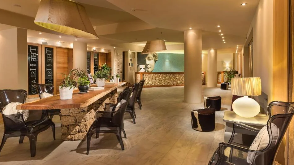 The Island Hotel (Adult only) lounge 