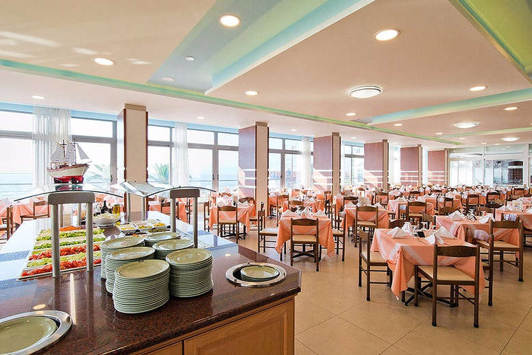 Belair Beach - buffet