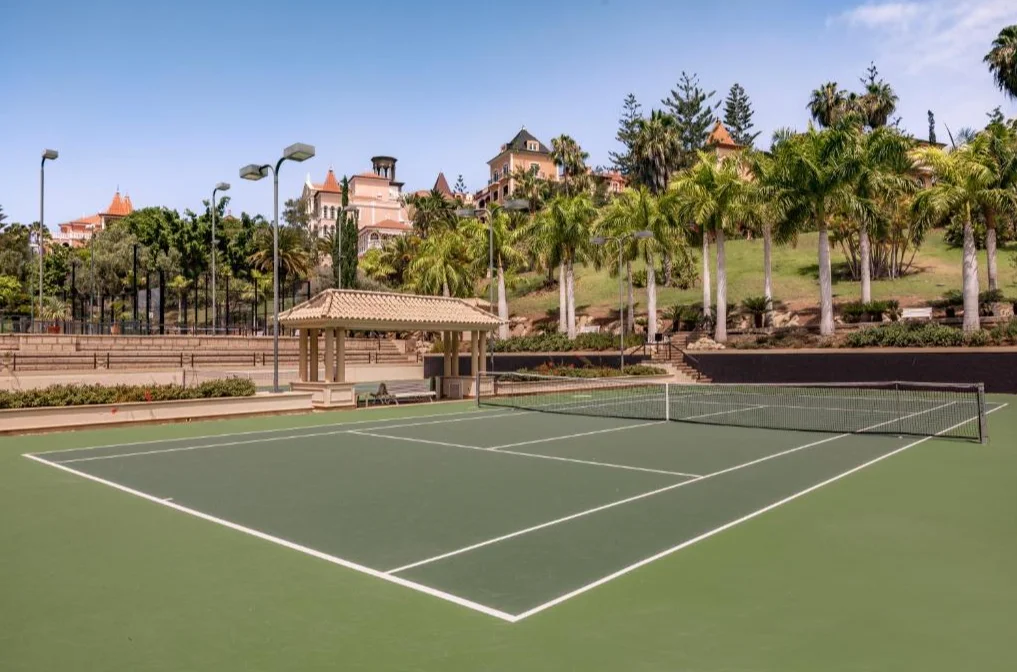 Bahia del Duque tennisbaan