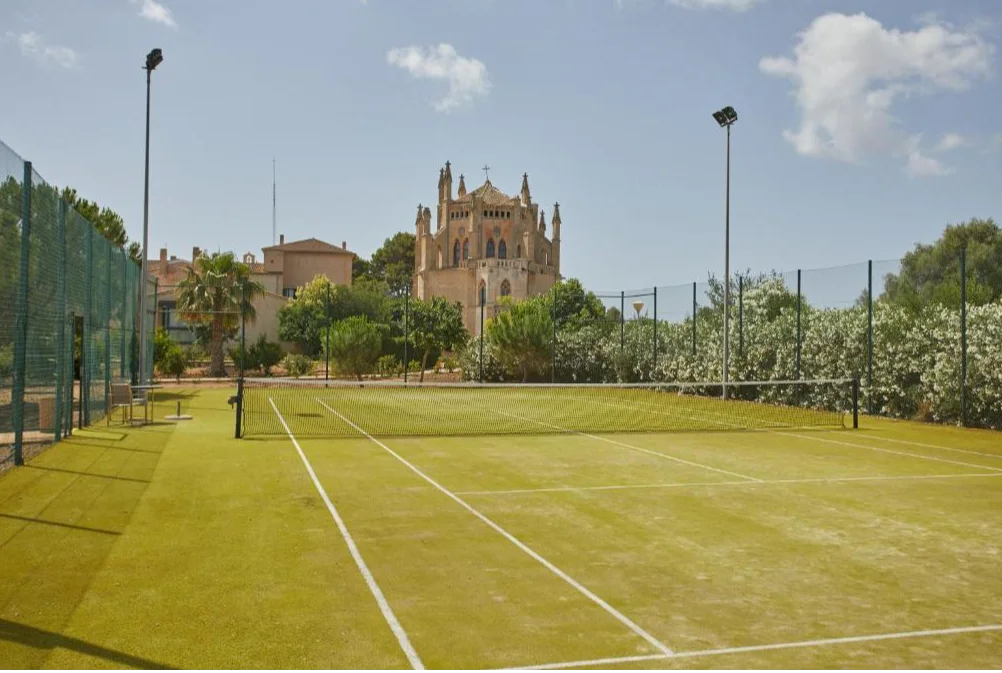 Zoëtry Mallorca Wellness & Spa tennisbaan 