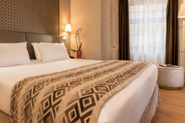 Hotel Exe Almada Porto