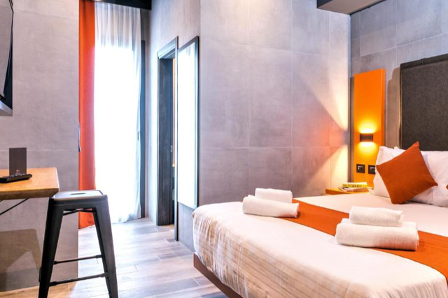 Hotel J24 Milano