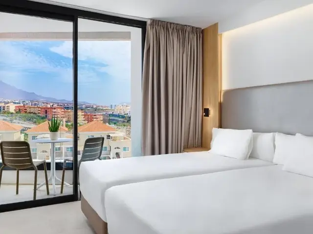 Twinroom MYND Adeje