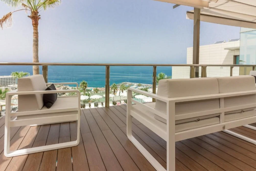 KLAYMAN Diamond Aparthotel uitzicht van balkon 