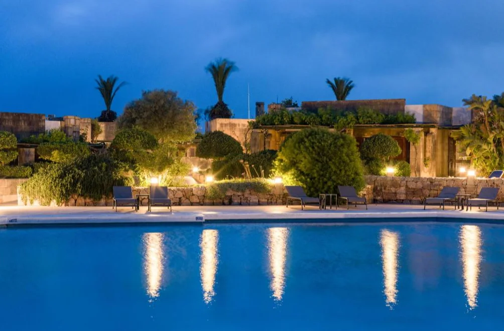 Ta Cenc Hotel & Spa zwembad 