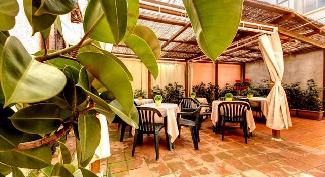 Buitenterras van Hotel Parker in Rome