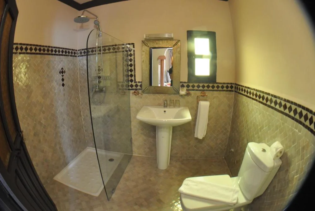 Badkamer van Riad Al Madina Essaouira
