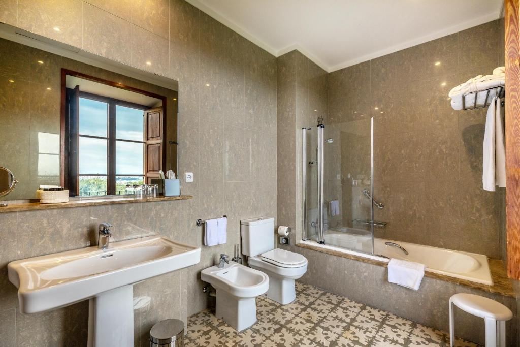 Hotel Llenaire - badkamer