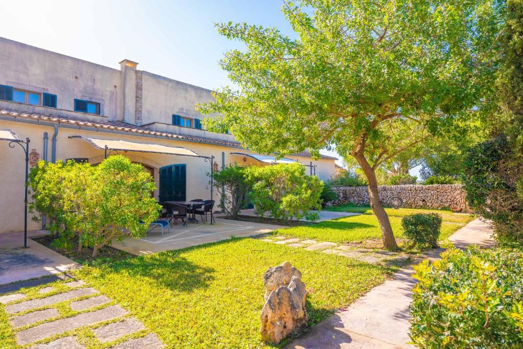 Agroturismo Mondrago -Antic Na Martina- - tuin van de finca