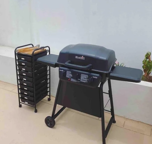 Palm Beach Vacay Suites bbq