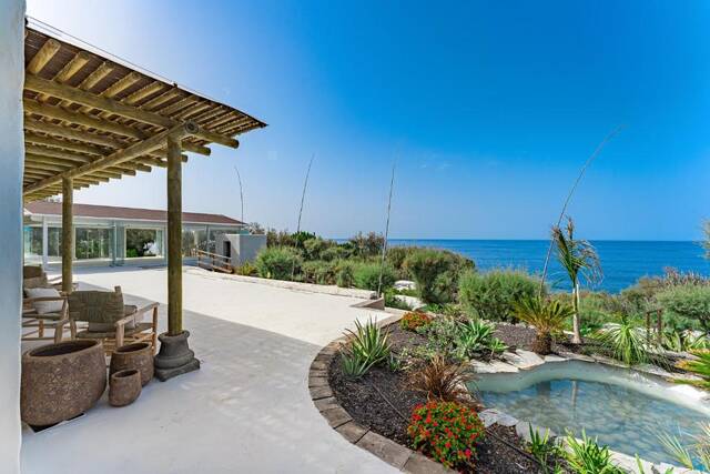 Boutique Eco Hotel Costa Magica - terras met zeezicht