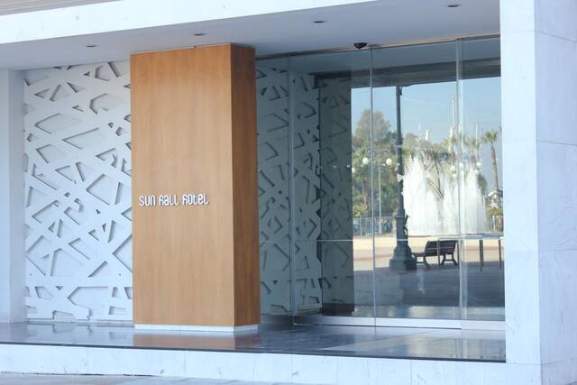 Hotel Sun Hall