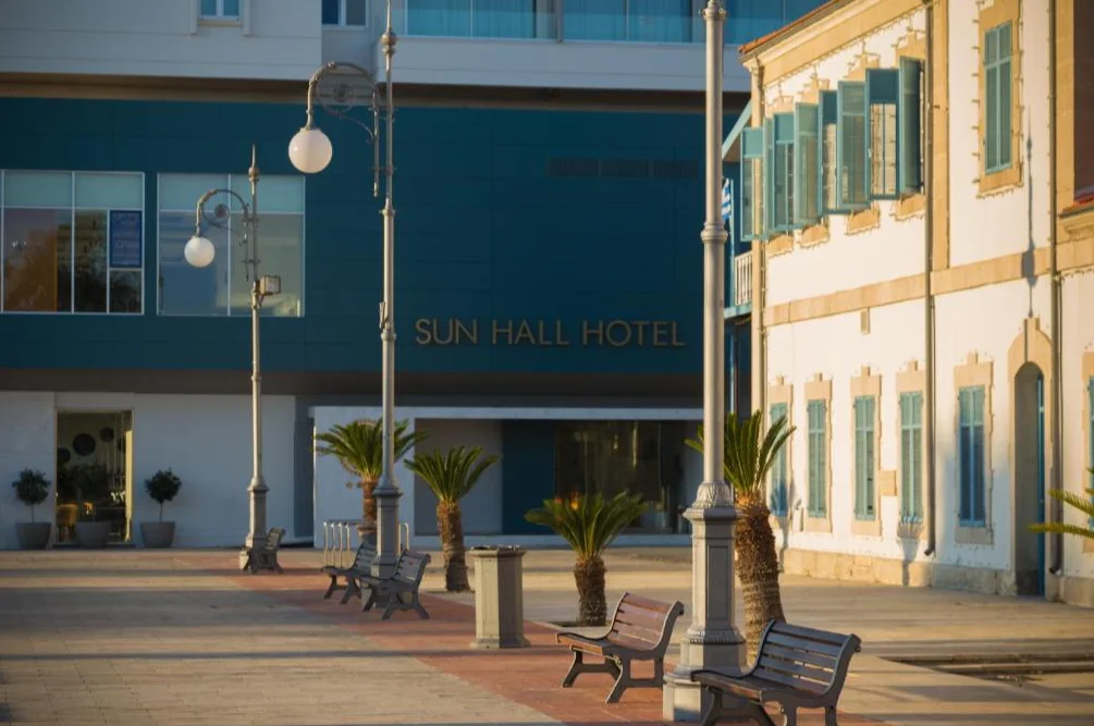 Hotel Sun Hall plein 