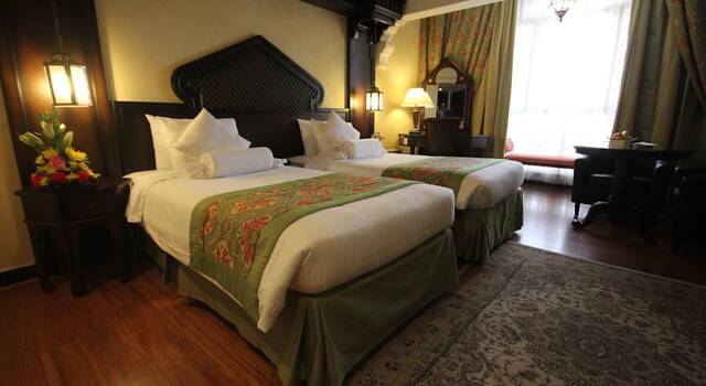 Tweepersoonskamer van Hotel Arabian Courtyardin Dubai