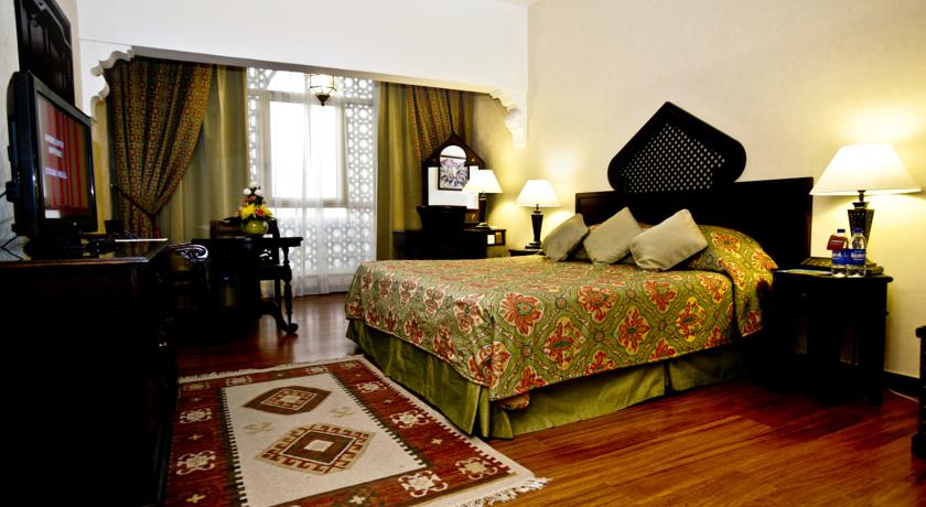 Tweepersoonskamer van Hotel Arabian Courtyardin Dubai