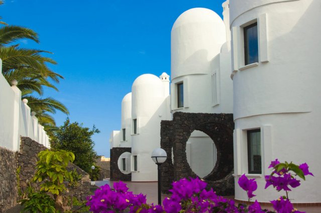 Gebouw van Appartementen Tabaiba Center op Lanzarote